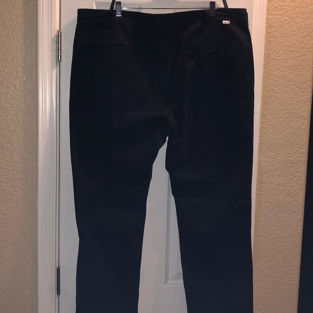 LEVI SLACKS